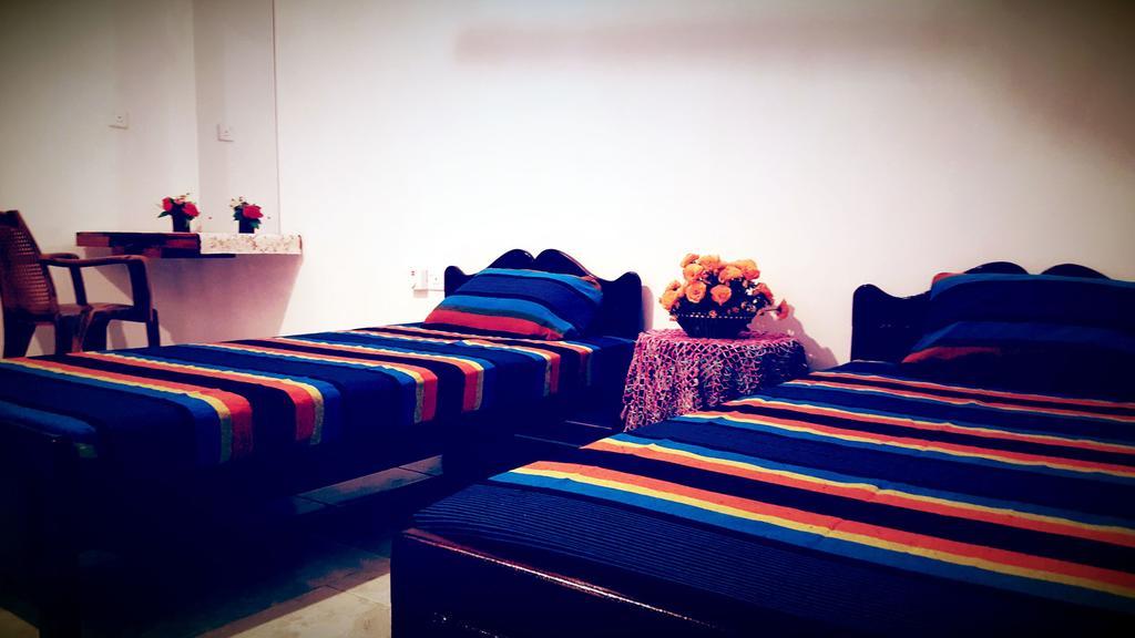 Kassapa Home Stay Сигирия Екстериор снимка